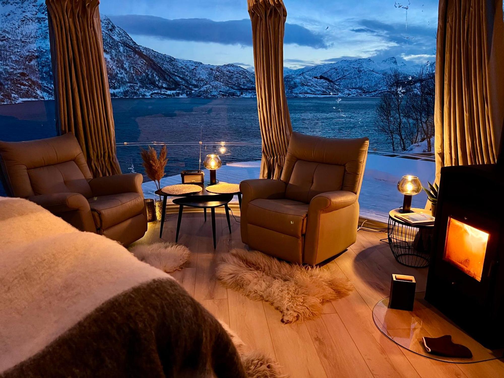 Lofoten Glampingdome Myrland Extérieur photo